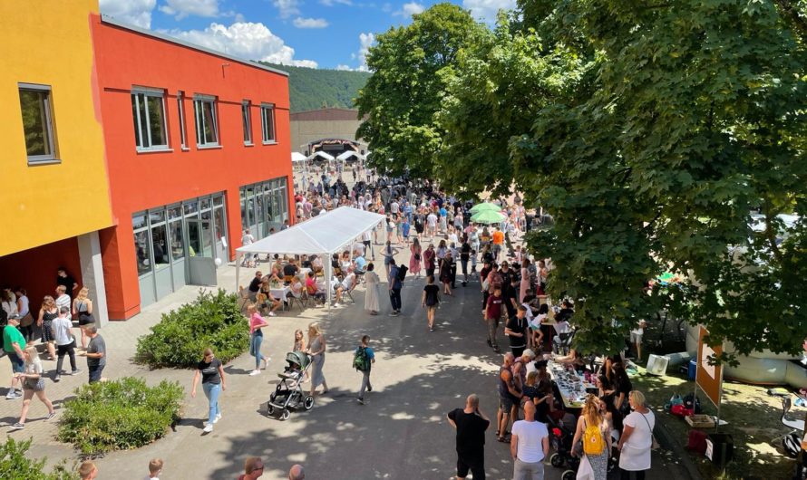 Schuljubiläum mit Sommerfest gebührend gefeiert