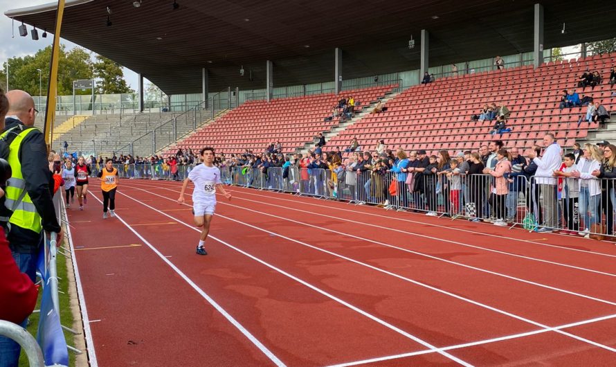 Lauf-AG beim Kassel-Marathon: Vom Ehrgeiz angetrieben